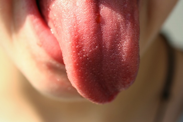 červený jazyk